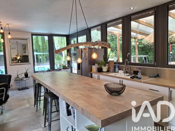 Maison à vendre 6 pièces 190 m² L'Houmeau