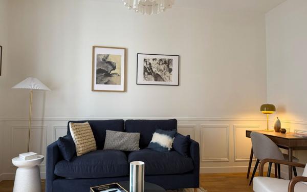 Appartement à vendre    1 pièce • 26,08 m2 Paris 15