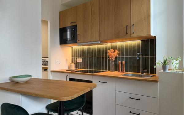 Appartement à vendre    1 pièce • 26,08 m2 Paris 15