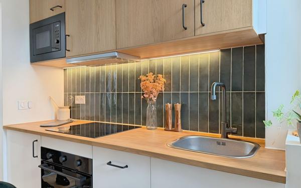 Appartement à vendre    1 pièce • 26,08 m2 Paris 15