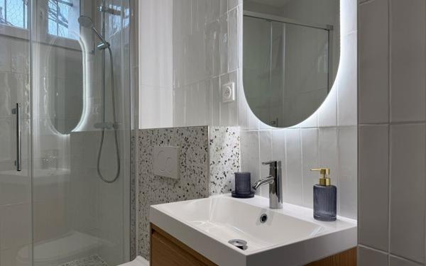 Appartement à vendre    1 pièce • 26,08 m2 Paris 15