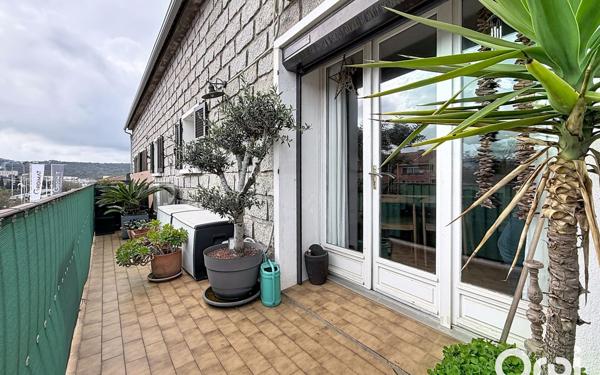 Appartement à vendre    3 pièces •  Porto-Vecchio