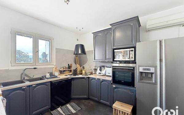 Appartement à vendre    3 pièces •  Porto-Vecchio