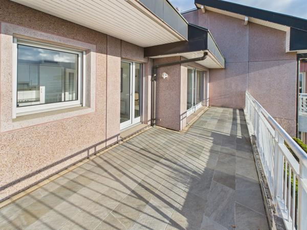 Haute Savoie (74), à vendre AMBILLY - Proche douane - Appartement T4 duplex attique