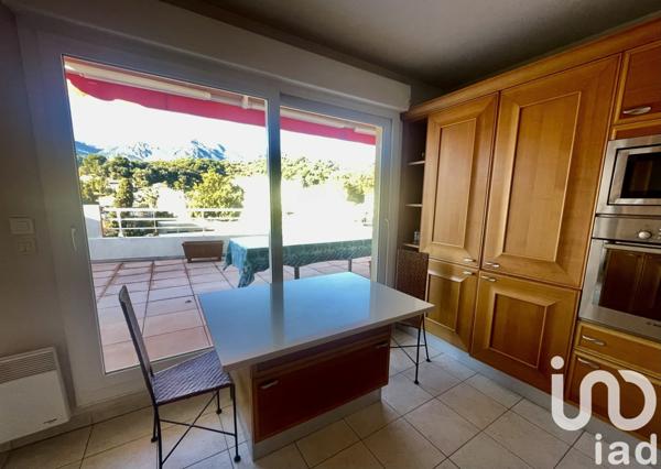 Appartement 3 pièces de 85 m² à Menton (06500)