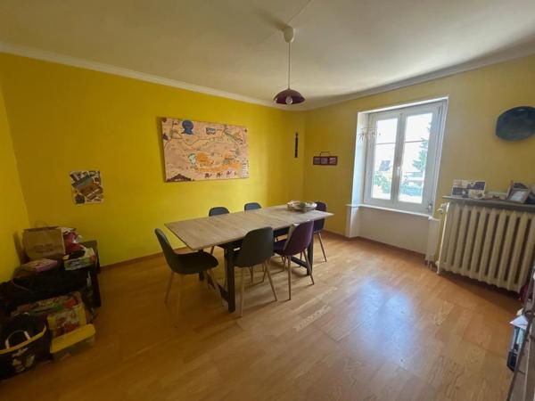 Appartement à louer 4 pièces 94.81m² Audincourt (25400)