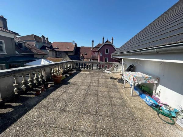 Appartement à louer 4 pièces 94.81m² Audincourt (25400)