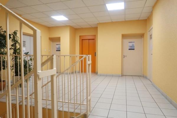 HAGONDANGE (57),PROCHE DE LA GARE ET EN CENTRE VILLE, PLATEAU MEDICAL DE 156 M2 OU POUR AUTRES PROFESSIONS LIBERALES + PARKINGS PRIVATIFS