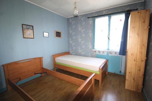 GARCHIZY – MAISON SUR SOUS-SOL – 3 chambres