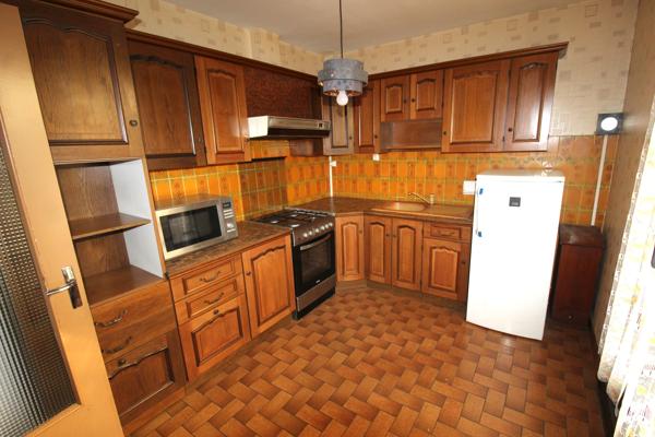 GARCHIZY – MAISON SUR SOUS-SOL – 3 chambres