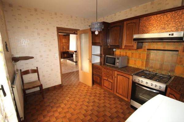 GARCHIZY – MAISON SUR SOUS-SOL – 3 chambres