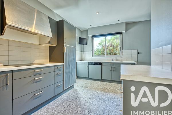 Maison à vendre 6 pièces 160 m² Mérignac