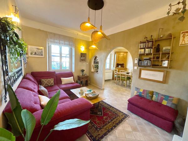 LA VALETTE-DU-VAR - Maison de type 4 - T2 indépendant - Garage