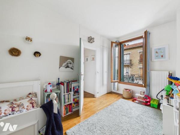 Maison de ville 4 chambres R+2+SS 117m² au sol