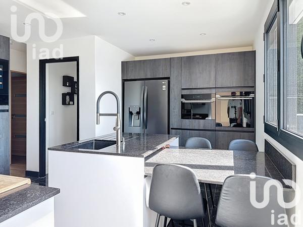 Maison à vendre 6 pièces 166 m² Pommeuse