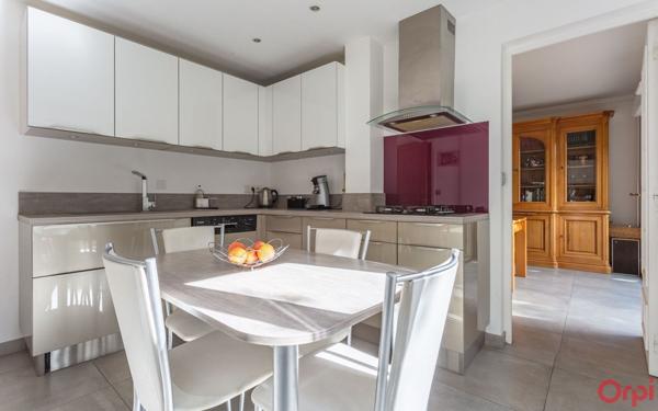 Maison à vendre    5 pièces • 110 m2 Sainte-Geneviève-des-Bois