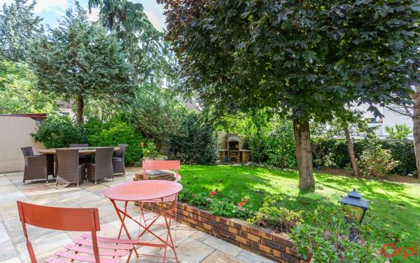 Maison à vendre    5 pièces • 110 m2 Sainte-Geneviève-des-Bois