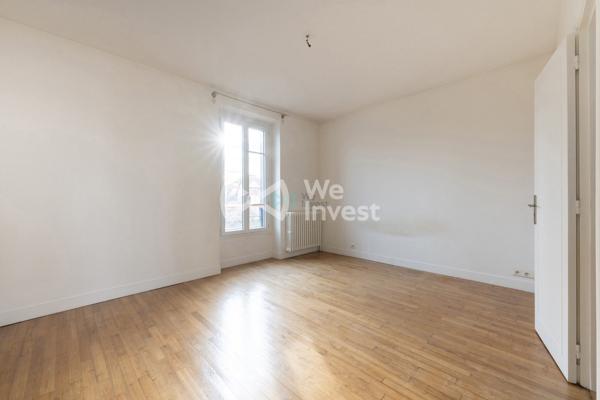 COLOMBES – VILLA GALLÉ | Maison de caractère non motoyenne 5 chambres – Terrain de 623 m²
