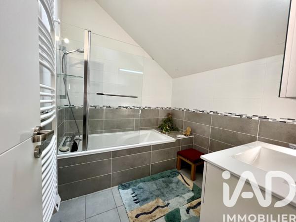 Maison à vendre 8 pièces 190 m² Salles