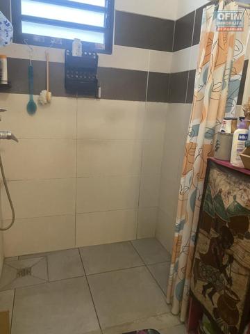 A vendre appartement T2 avec varangue et Parking en sous-sol- La Possession.