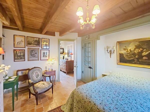 Superbe maison familiale entièrement rénovée comprenant cinq chambres