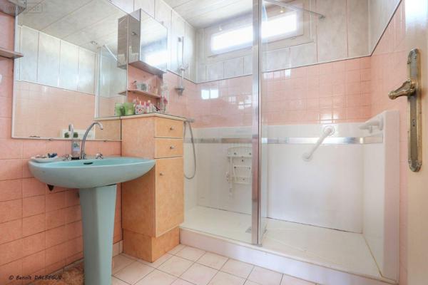 Maison à vendre à Saint-Jacques-de-la-Lande en Ille-et-Vilaine (35136), ref : 11772/113   
la chevrolet