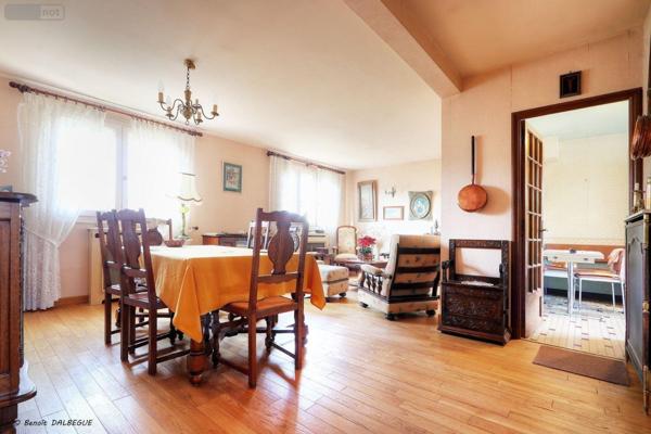 Maison à vendre à Saint-Jacques-de-la-Lande en Ille-et-Vilaine (35136), ref : 11772/113   
la chevrolet