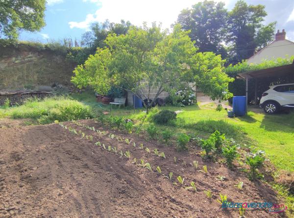 Charmante maison années 1930 avec énormément de possibilités