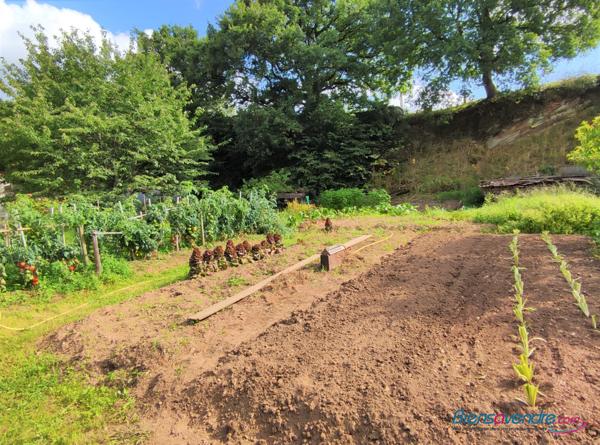 Charmante maison années 1930 avec énormément de possibilités