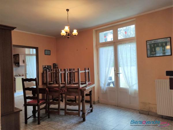 Charmante maison années 1930 avec énormément de possibilités