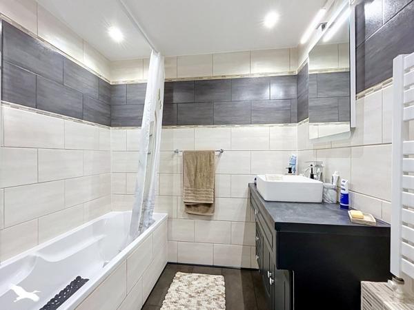 Appartement 228 975 € Jouy-le-Moutier 3 p 65,6 m² DPE C