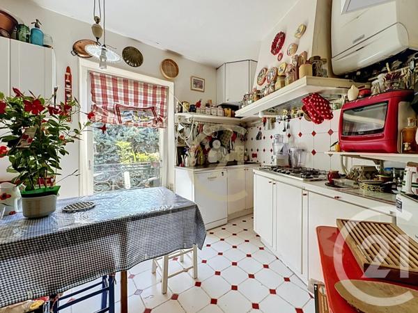 Appartement F7 à vendre  7 pièces - 109 m 2   VERSAILLES  - 78