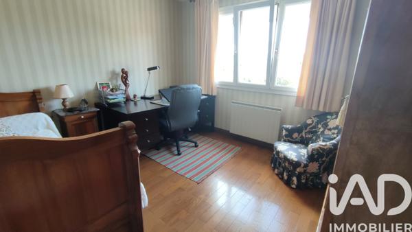 Maison à vendre 5 pièces 120 m² Saint-Lyé