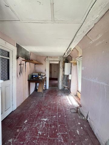 Vente                                                      Maison
                        
                     3 pièces                      65 m2                     à Nérondes