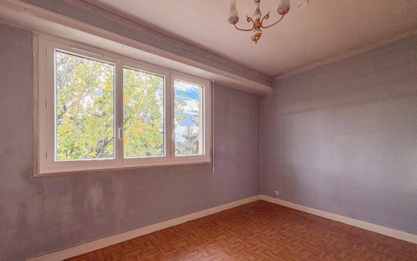 Appartement à vendre    4 pièces • 93,58 m2 Pau