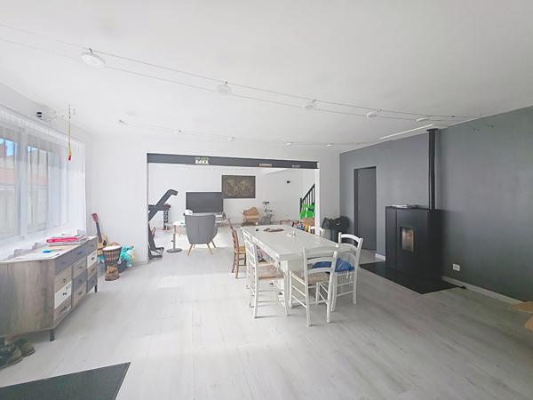 TRIAIZE Maison 85580 4 pièce(s)