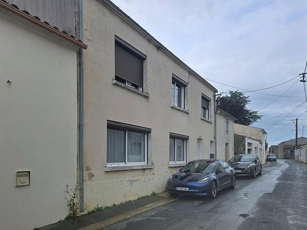 TRIAIZE Maison 85580 4 pièce(s)