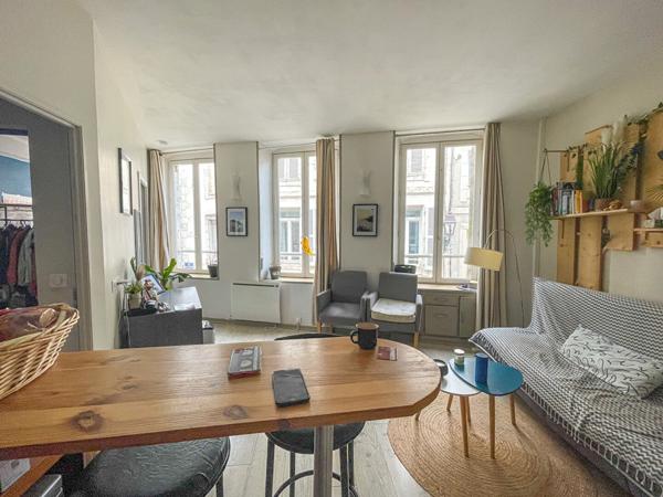 T1 bis lumineux Hyper-centre La Rochelle,  
La rochelle 17000