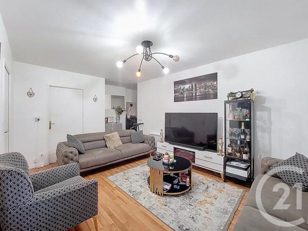 Appartement F3 à vendre  3 pièces - 70,24 m 2   EVRY  - 91
