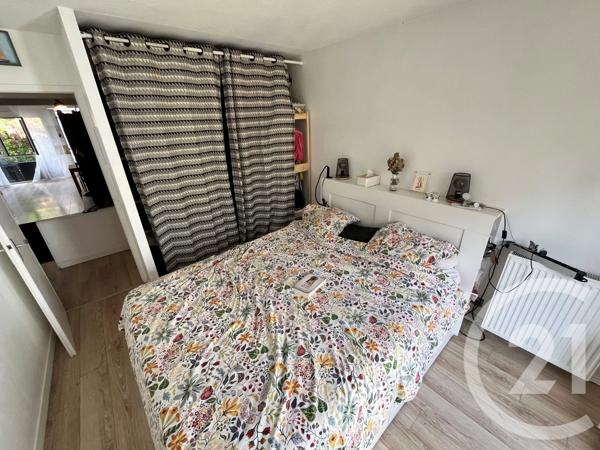 Appartement F3 à vendre  3 pièces - 70,24 m 2   EVRY  - 91