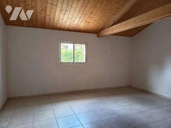 Maison de 2008 de 168m² + garage !