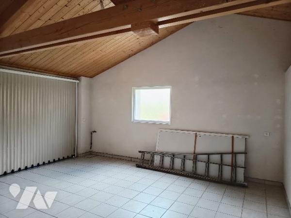 Maison de 2008 de 168m² + garage !