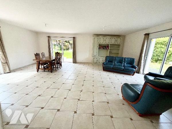 Maison de 2008 de 168m² + garage !