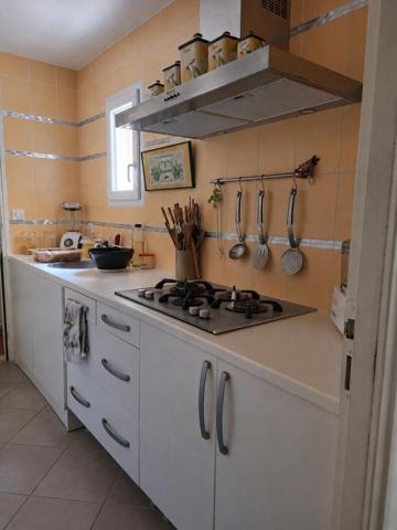 Maison de plain pied ,clé en main avec joli jardin arboré