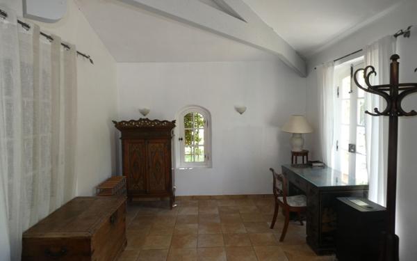 Maison à vendre    9 pièces •  Salernes