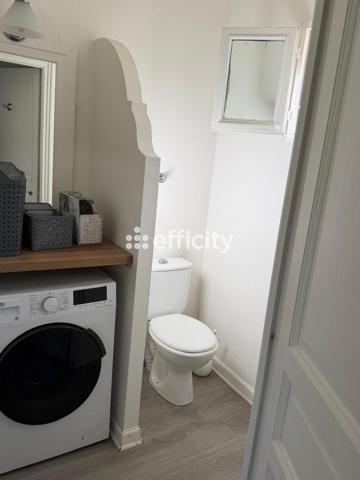 Maison
         4 pièces
        - 82 m² Bien prestige 599 000 € *