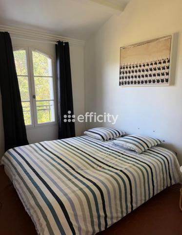 Maison
         4 pièces
        - 82 m² Bien prestige 599 000 € *