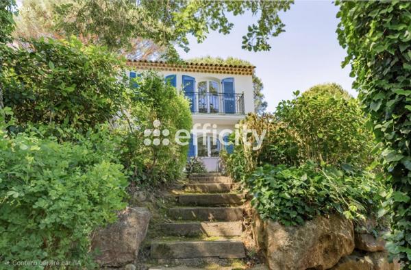 Maison
         4 pièces
        - 82 m² Bien prestige 599 000 € *