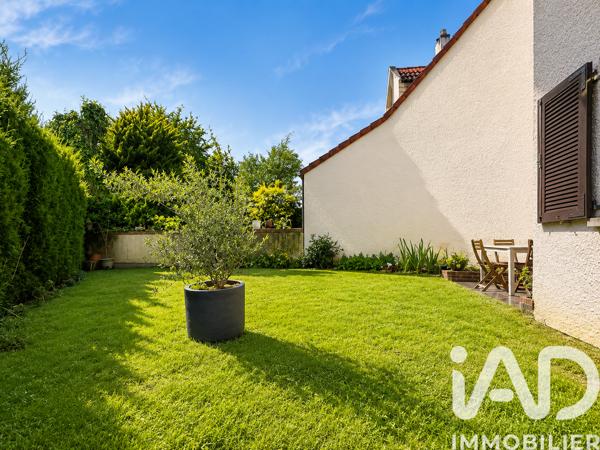 Maison à vendre 6 pièces 105 m² Montigny-le-Bretonneux