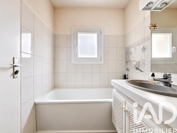 Maison à vendre 6 pièces 105 m² Montigny-le-Bretonneux